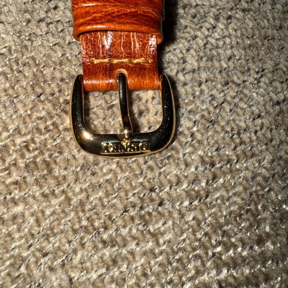 Disney 1997 Watch Collectors Club Winnie the Pooh and Tigger Too LE Fossil Watch - Picture 8 of 10